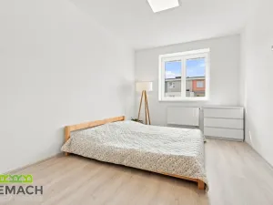 Pronájem bytu 2+kk, Uherské Hradiště, Zahrádky, 61 m2
