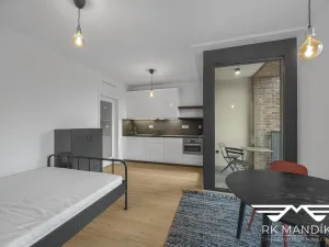 Pronájem bytu 1+kk, Praha - Smíchov, U Lihovaru, 28 m2