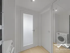 Pronájem bytu 1+kk, Praha - Smíchov, U Lihovaru, 28 m2