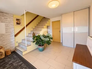 Prodej rodinného domu, Zlín - Kostelec, Květná, 220 m2