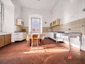 Prodej historického objektu, Jesenice, Plzeňská, 430 m2