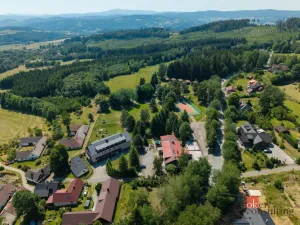 Prodej komerční nemovitosti, Vacov - Lhota nad Rohanovem, 1664 m2