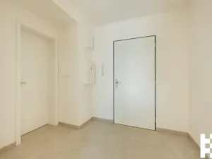 Prodej bytu 1+kk, Praha - Satalice, Za Novákovou zahradou, 33 m2