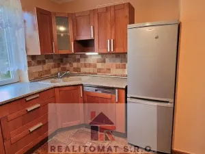 Pronájem rodinného domu, Šestajovice, Ve Skále, 160 m2