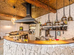 Pronájem restaurace, Praha - Bubeneč, Čs. armády, 133 m2