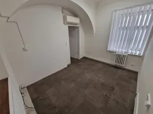 Pronájem obchodního prostoru, Příbor, náměstí Sigmunda Freuda, 153 m2