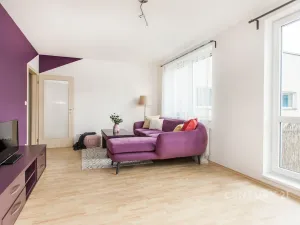 Prodej bytu 2+kk, Praha - Hostavice, U Hostavického potoka, 55 m2