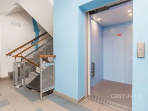 Prodej bytu 2+kk, Praha - Hostavice, U Hostavického potoka, 55 m2