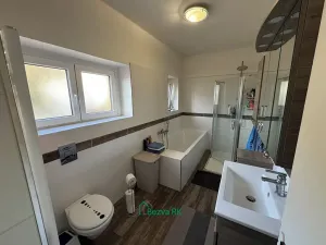 Prodej rodinného domu, Králův Dvůr, Pod Hájem, 135 m2