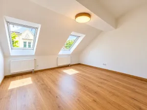 Pronájem apartmánu, Praha - Holešovice, Kamenická, 85 m2