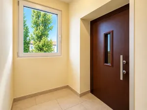 Pronájem bytu 4+kk, Praha - Holešovice, Kamenická, 85 m2