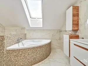 Prodej rodinného domu, Větrušice, Skalní, 158 m2