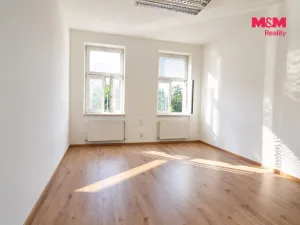 Pronájem bytu 2+1, Praha - Vysočany, Pod pekárnami, 61 m2
