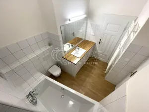 Pronájem kanceláře, Praha - Bubeneč, Bubenečská, 60 m2