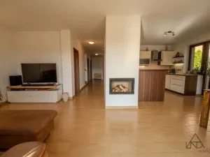 Prodej rodinného domu, Králův Dvůr, Plzeňská, 201 m2