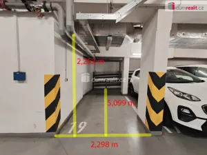 Pronájem garáže, Praha - Kunratice, V Zeleném údolí, 13 m2
