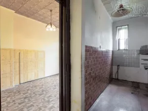 Prodej bytu 3+1, Praha - Bubeneč, N. A. Někrasova, 84 m2