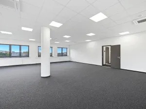 Pronájem kanceláře, Mělník, Bezručova, 126 m2