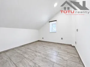 Pronájem bytu 3+1, Trutnov, Voletinská, 86 m2