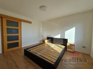 Pronájem bytu 2+1, Opava - Kateřinky, Rolnická, 84 m2