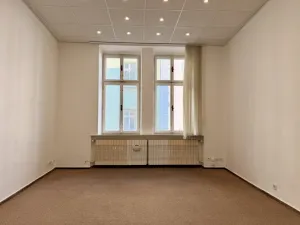 Pronájem kanceláře, Plzeň, Veleslavínova, 112 m2