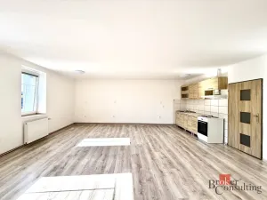 Pronájem bytu 1+kk, Kostelec nad Orlicí, Husova, 40 m2