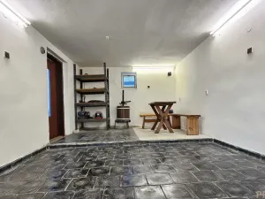 Prodej garáže, Mutěnice, 66 m2