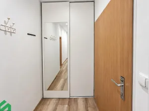 Pronájem bytu 2+kk, Praha - Libeň, Sokolovská, 48 m2