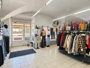 Pronájem obchodního prostoru, Hodonín, Národní třída, 121 m2