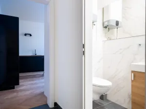 Pronájem bytu 2+kk, Praha - Košíře, Holečkova, 36 m2