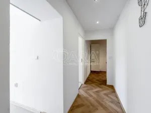 Pronájem bytu 2+1, Strakonice - Strakonice I, Husova, 60 m2