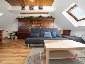 Pronájem bytu 2+kk, Hradec Králové, Dlouhá, 55 m2