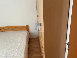 Pronájem bytu 2+kk, Praha, Hostavická, 30 m2