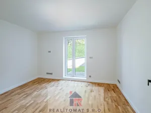Prodej bytu 4+kk, Praha - Komořany, Pod lesem, 266 m2