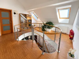 Pronájem kanceláře, České Budějovice - České Budějovice 1, Hroznová, 276 m2