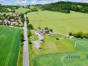 Prodej pole, Buš, 4240 m2