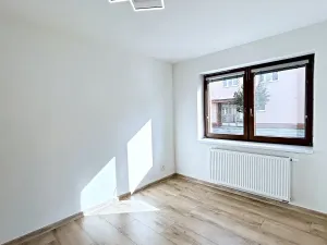 Pronájem bytu 2+kk, Uničov, Stromořadí, 45 m2