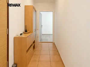 Pronájem bytu 2+1, Břeclav, Na Valtické, 42 m2