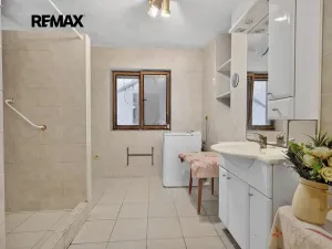 Prodej rodinného domu, Holubice, Na Návsi, 160 m2