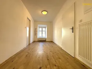 Pronájem bytu 2+kk, Studená, nám. Sv. J. Nepomuckého, 50 m2