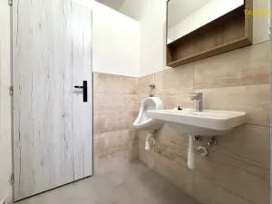 Pronájem bytu 2+1, Třebíč, V. Nezvala, 63 m2