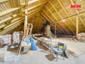 Prodej obchodního prostoru, Hradec Králové - Svinary, Podhůrská, 633 m2