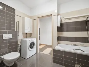 Pronájem bytu 2+kk, Pardubice, Dubinská, 73 m2