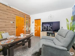 Prodej kanceláře, Zlín, Lešenská, 284 m2