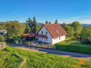 Prodej rodinného domu, Tatobity, 180 m2