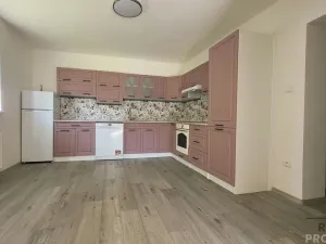 Pronájem bytu 2+1, Komorní Lhotka, 60 m2