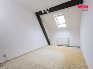 Pronájem bytu 3+1, Nový Bor, Tržní náměstí, 108 m2
