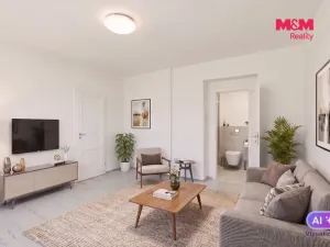 Prodej bytu 3+1, Slavětín, Nádražní, 64 m2