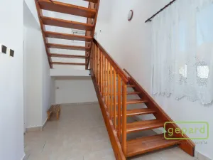 Prodej rodinného domu, Kestřany, 207 m2