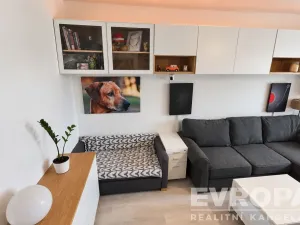 Prodej bytu 2+1, Praha - Břevnov, Šantrochova, 55 m2